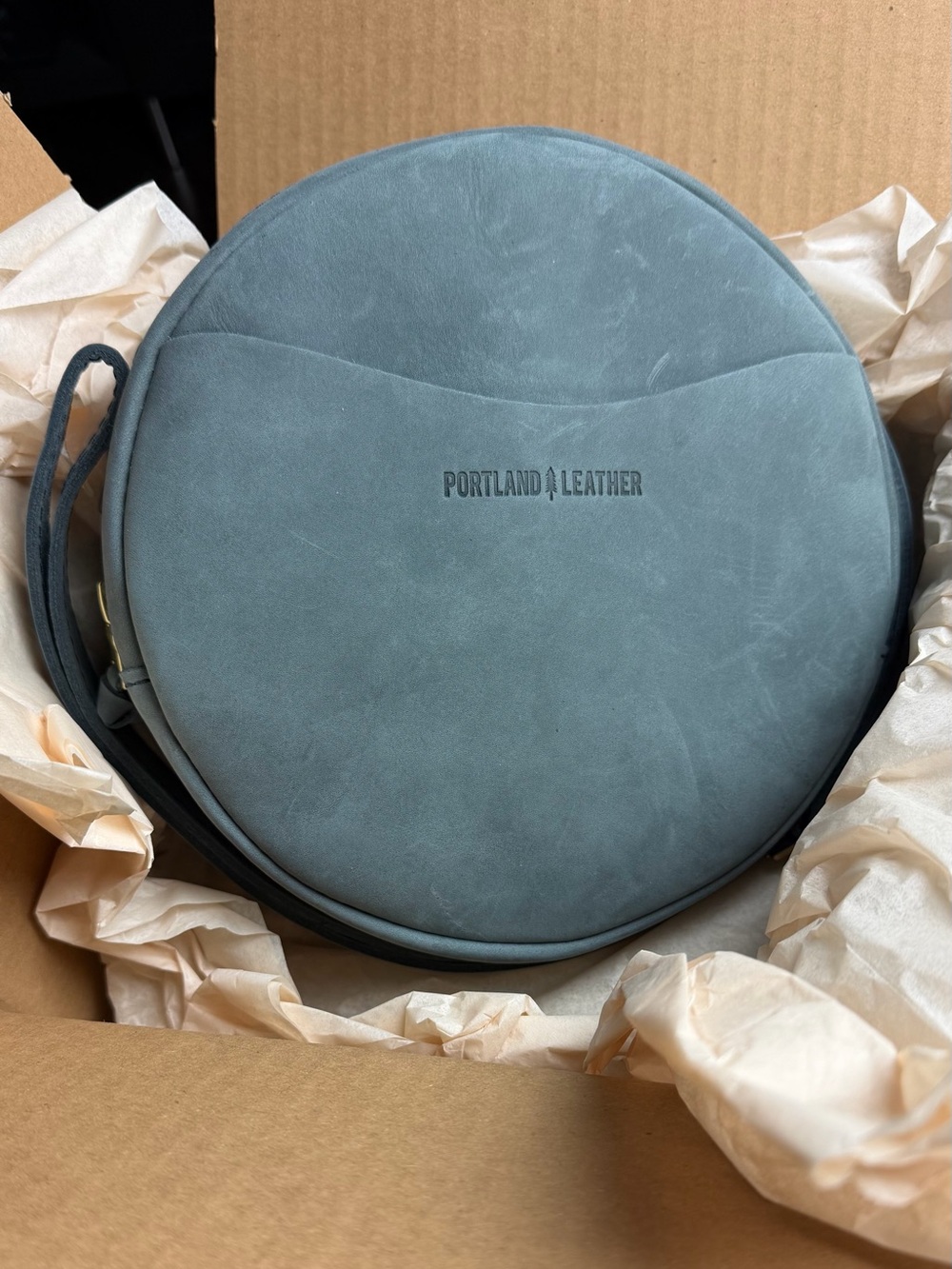 Portland Leather Goods Large Circle Bag in Storm gray slate - NWT in box